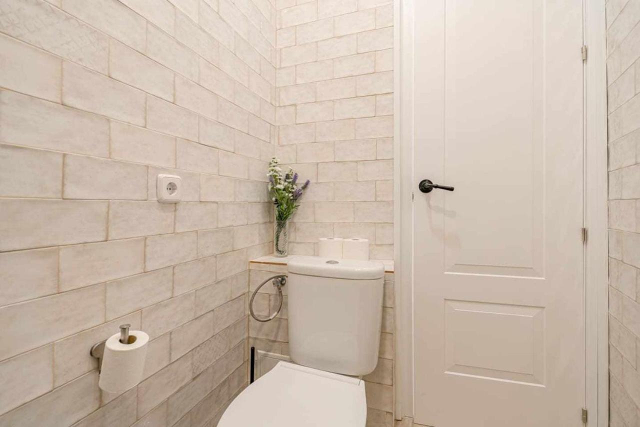 Luminoso Y Centrico Apt 2 Hab Apartment Madrid Exterior photo
